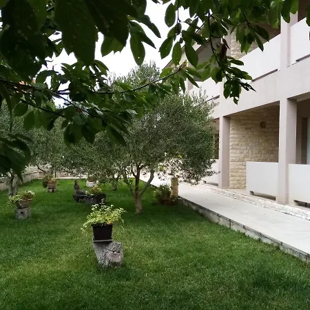 Apartamento Lara Sukošan